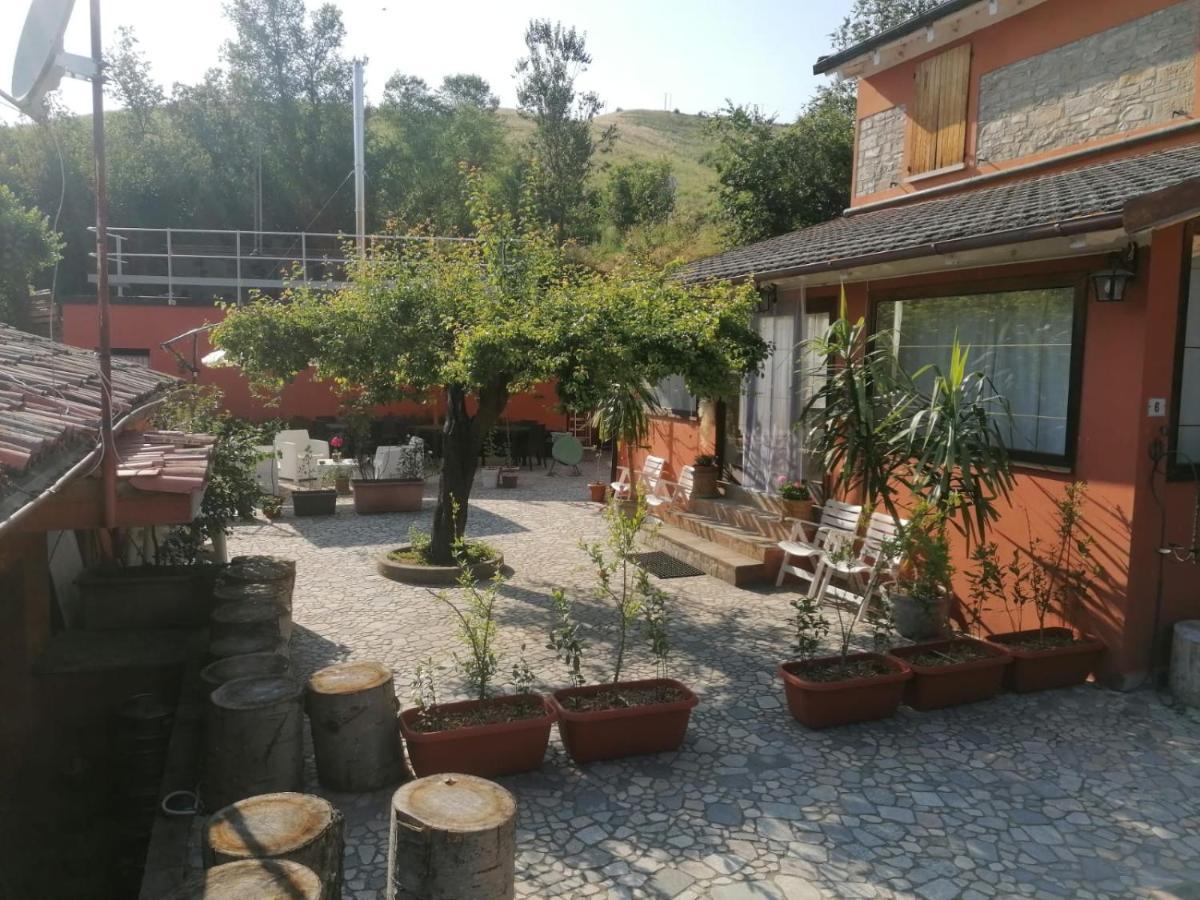 فيلا Relais Ca Del Rio Botteghino di Zocca المظهر الخارجي الصورة